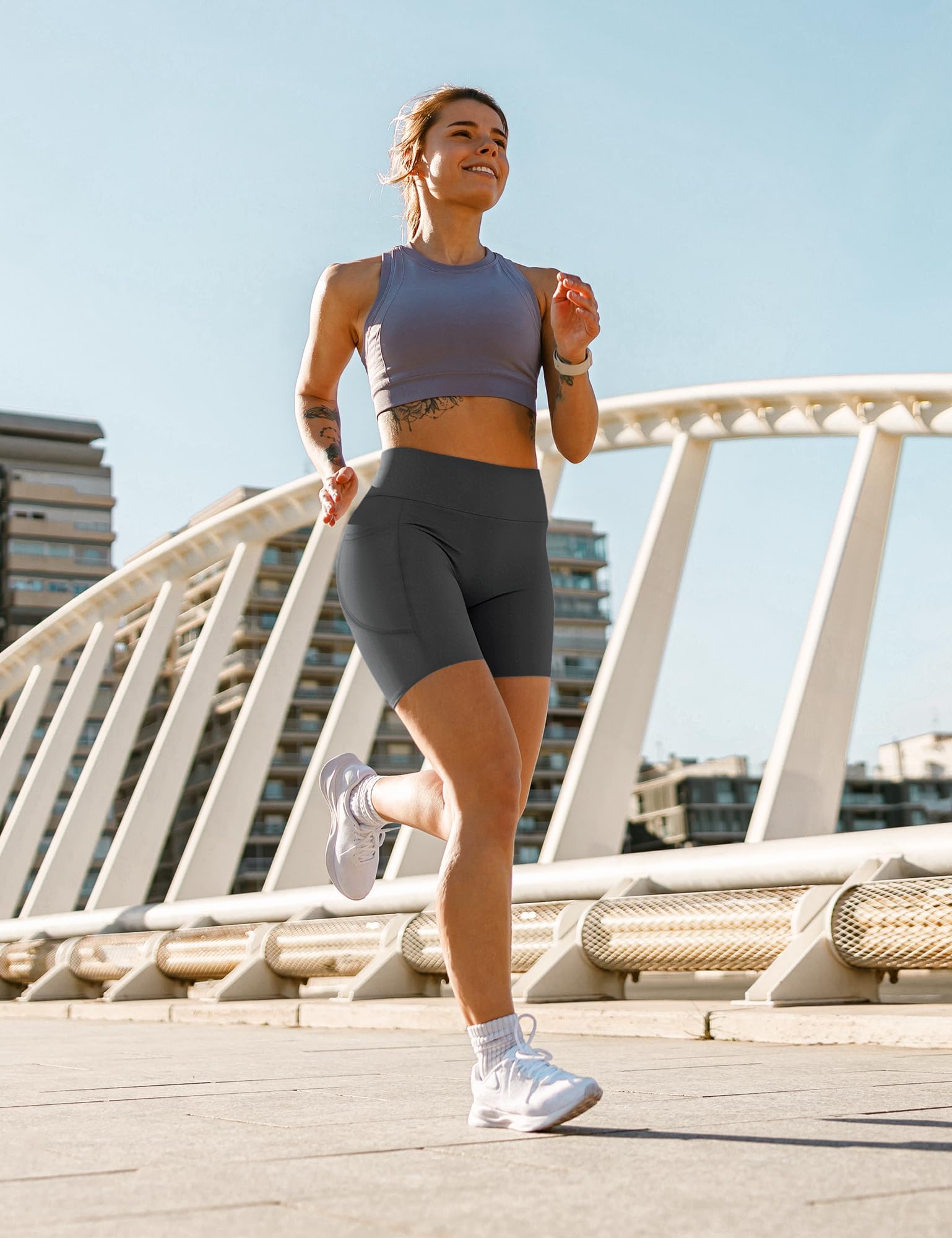 Yogaration Pantaloncini Palestra Donna, Shorts Sportivi Vita Alta con Tasche, Leggins Corti Push up Senza Cuciture per Yoga Fitness Gym Sport Estivi