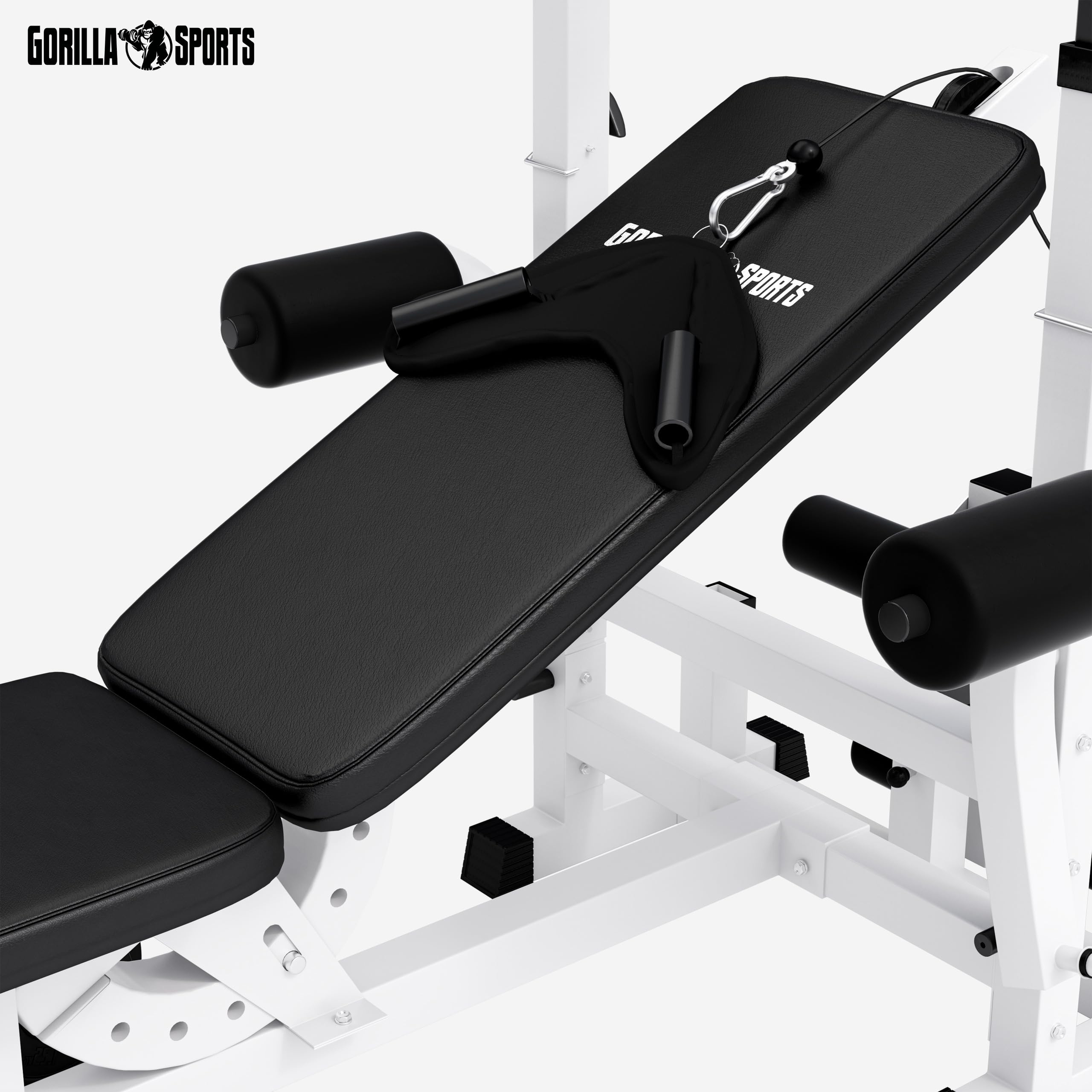 Gorilla Sports® Panca Multifunzione - Schienale Regolabile, Portabilanciere, Butterfly, Curl per Gambe, Nero/Bianco - Panca Pesi, Stazione Fitness