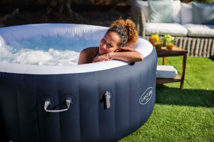 Bestway LAY-Z-SPA Miami AirJet Vasca Idromassaggio Ø 180cm, 4 Pers NUOVO Risparmio Energetico Piscina